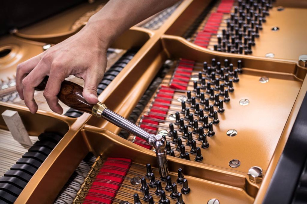 lên dây piano grand đà nẵng