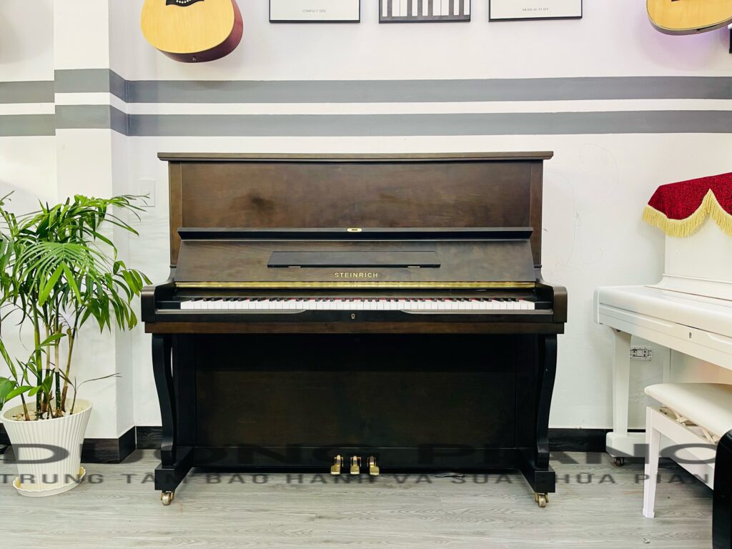 cửa hàng bán đàn piano tại Ngũ Hành Sơn