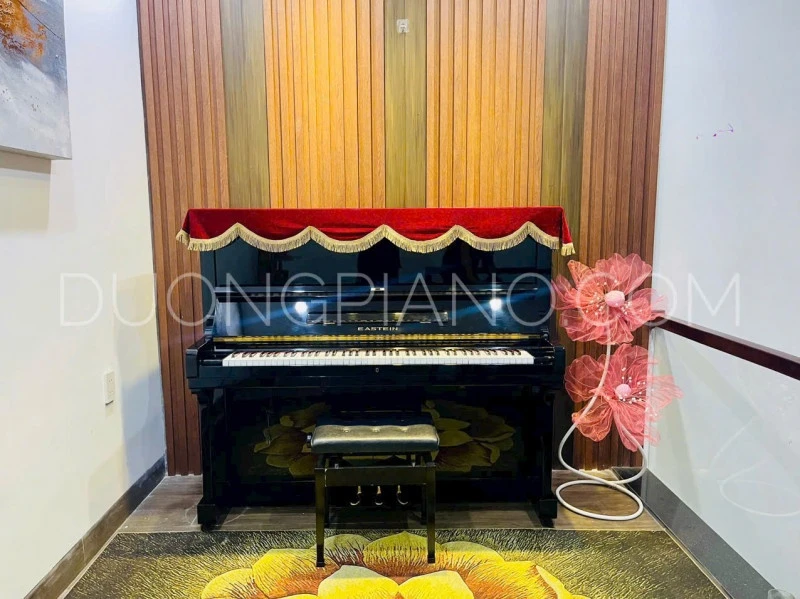 đàn piano cơ giá bao nhiêu