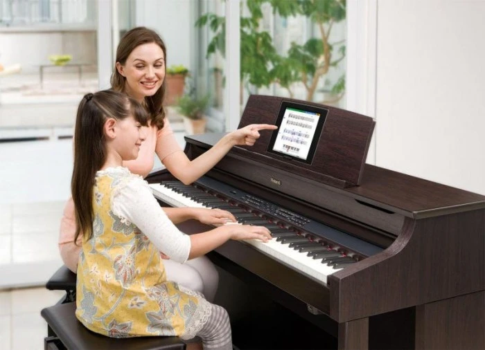 dạy piano đệm hát Đà Nẵng 